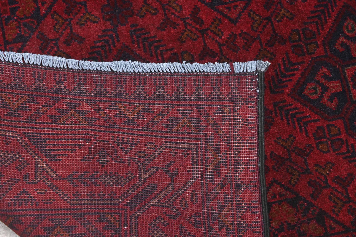Khal Mohammadi Red Rug 1.68m x 2.34m