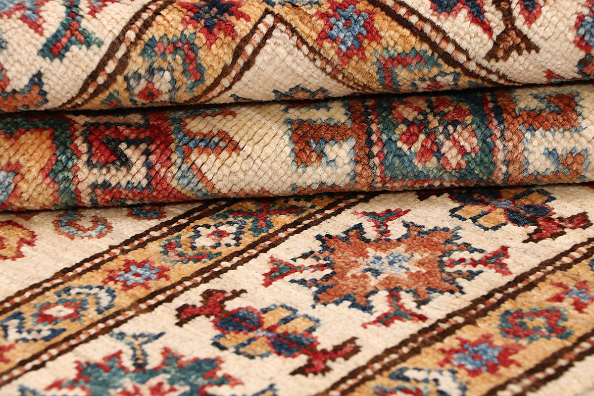 Supreme Kazak Ivory Rug 1.32m x 0.86m