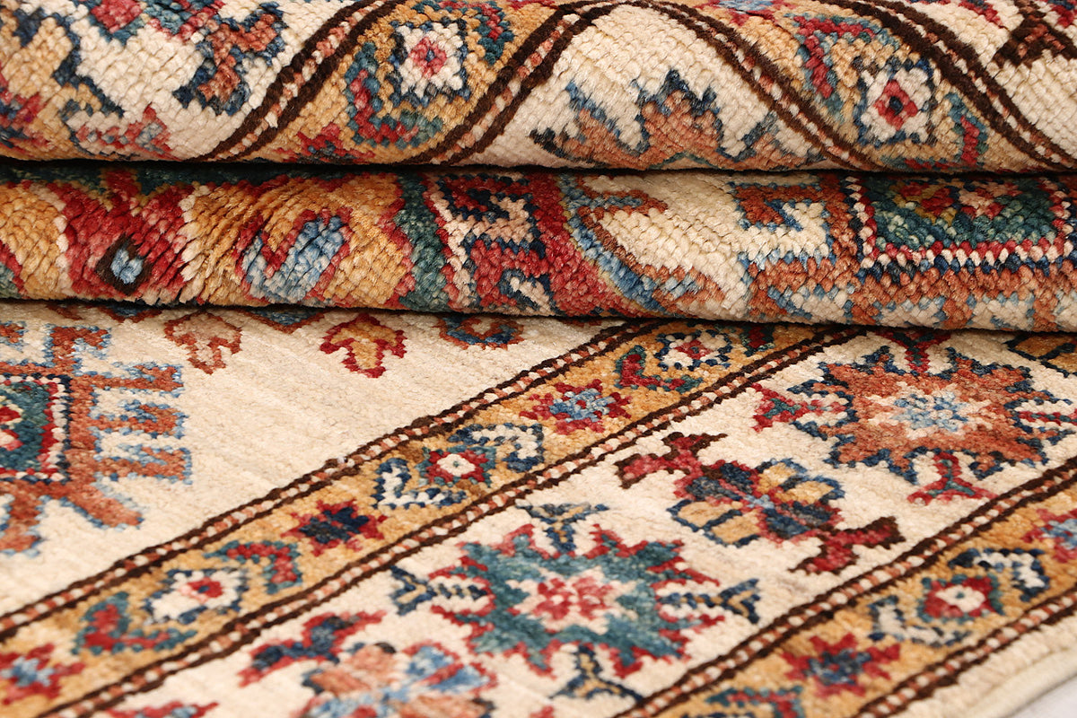 Supreme Kazak Ivory Rug 1.32m x 0.86m