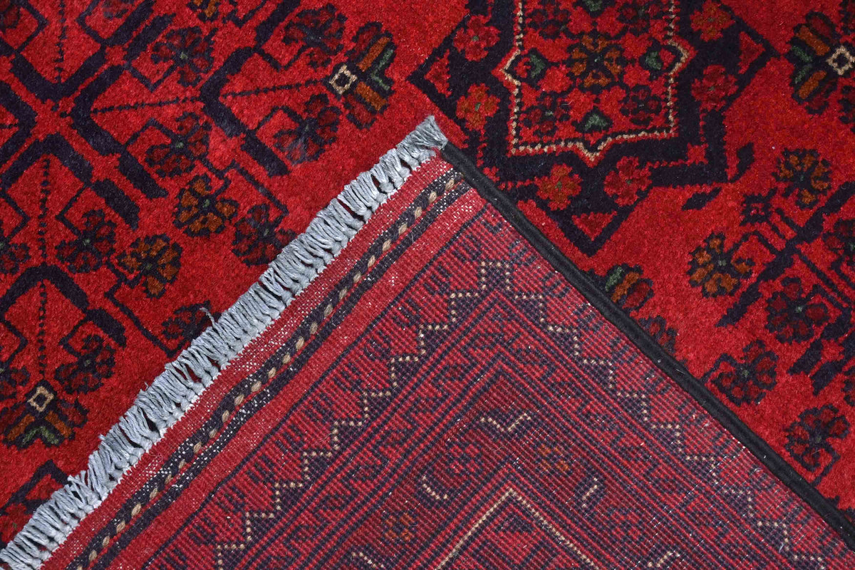 Khal Mohammadi Red Rug 1.7m x 2.36m