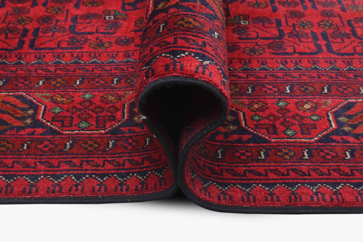 Khal Mohammadi Red Rug 1.7m x 2.36m