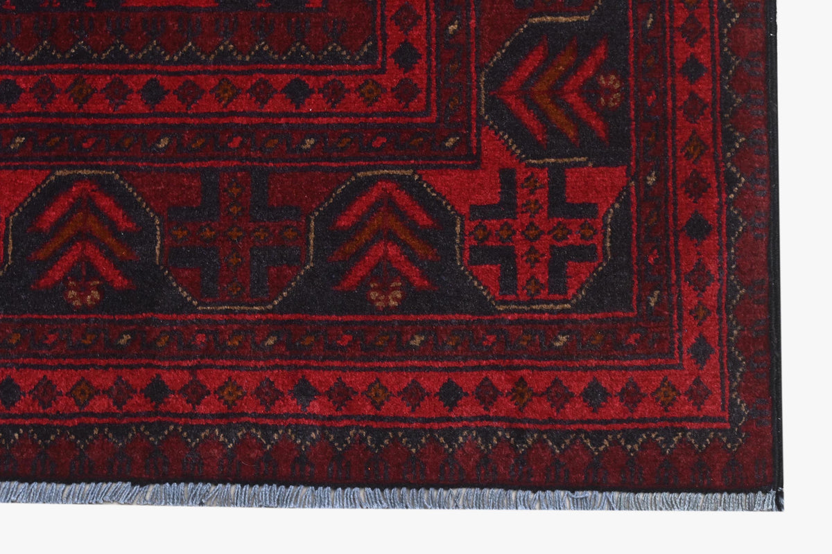 Khal Mohammadi Red Rug 1.69m x 2.27m