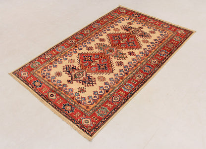 Supreme Kazak Ivory Rug 1.55m x 0.99m
