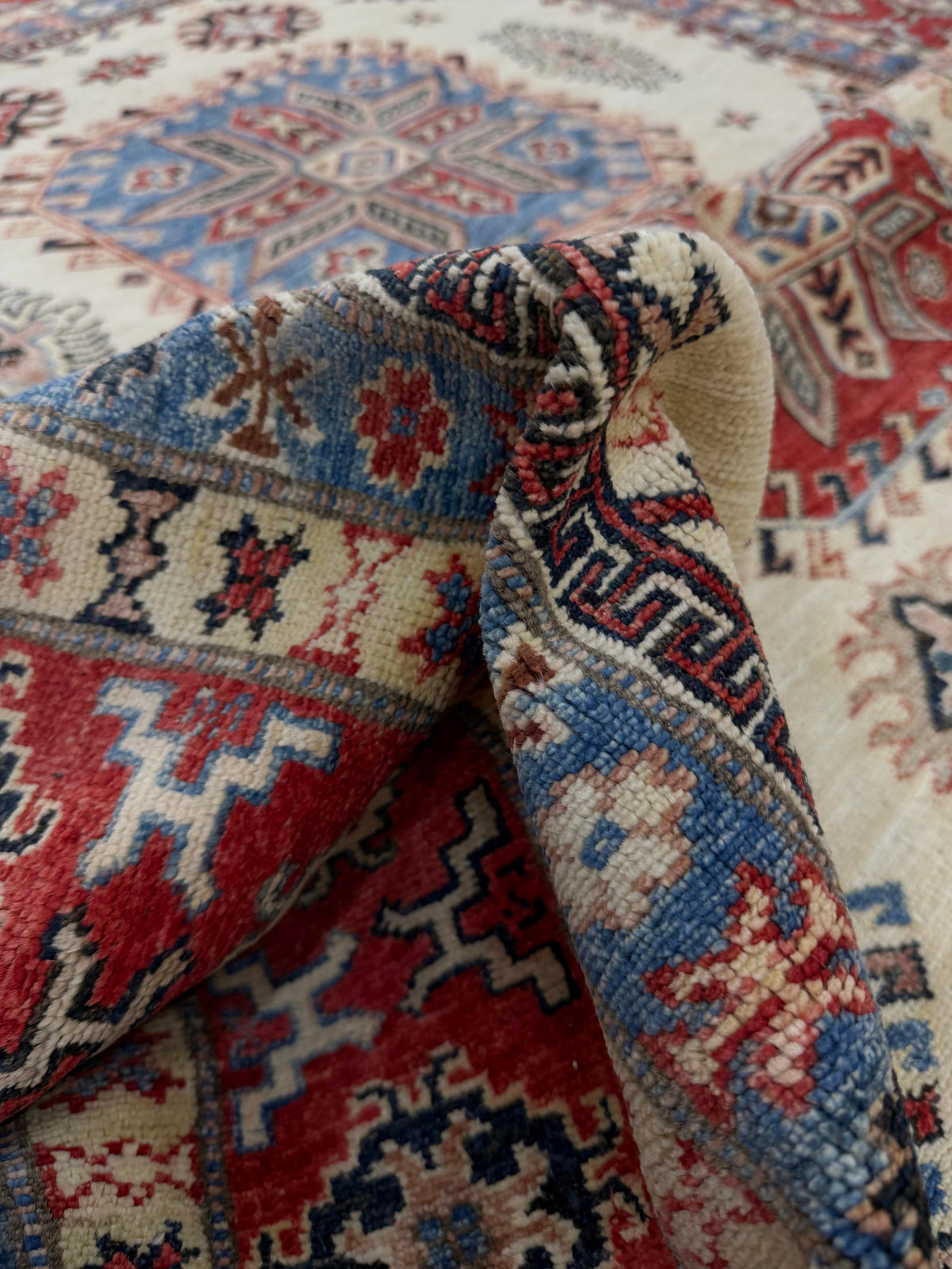 Supreme Kazak Ivory Rug 2.42m x 1.67m