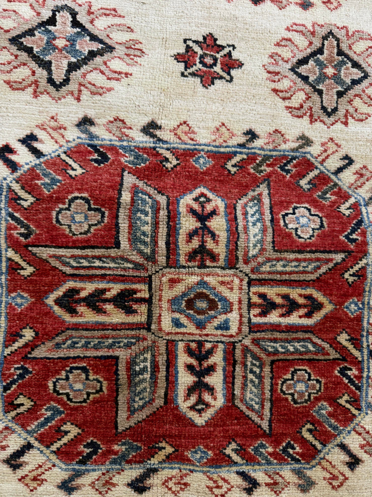 Supreme Kazak Ivory Rug 2.42m x 1.67m