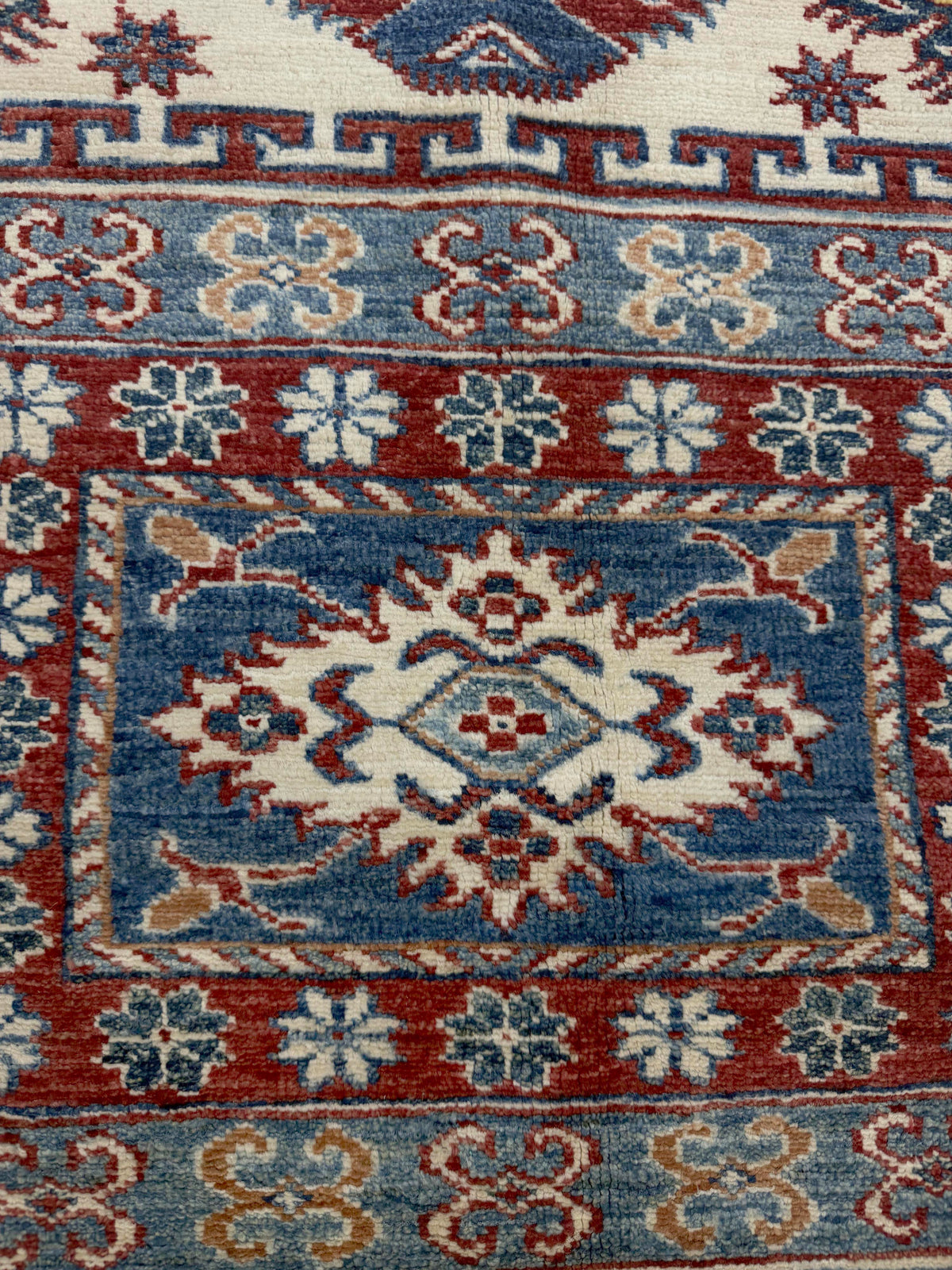 Supreme Kazak Ivory Rug 2.31m x 1.71m