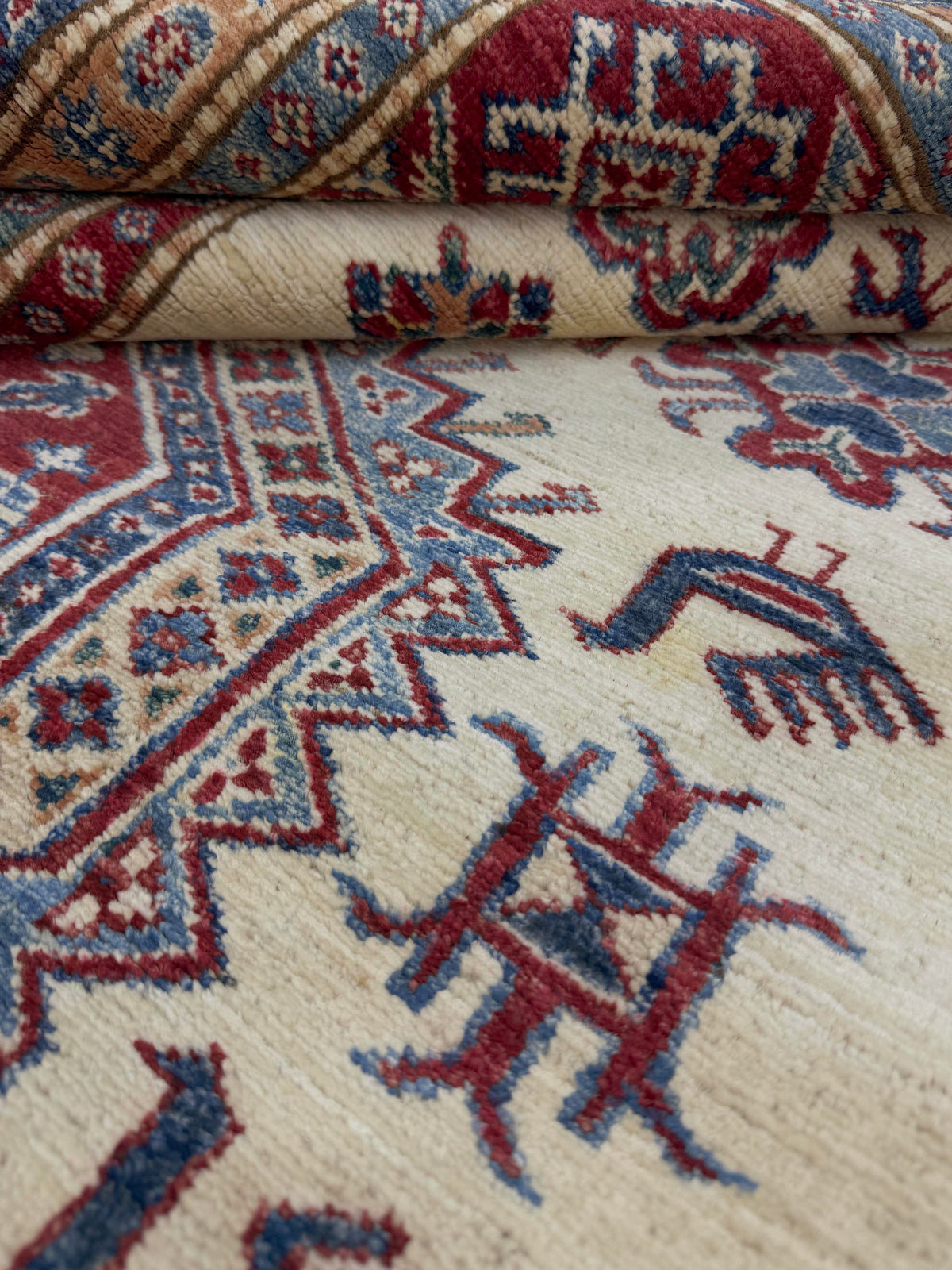 Supreme Kazak Ivory Rug 2.40m x 1.67m
