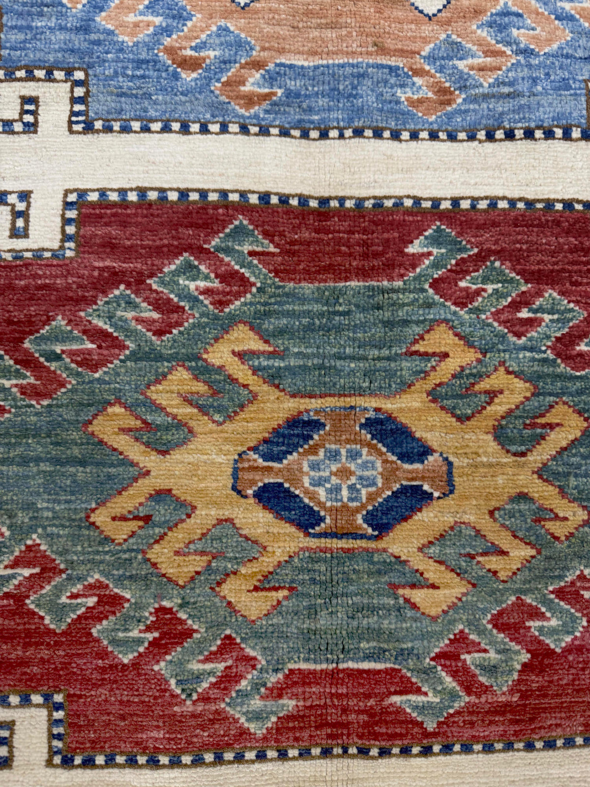 Supreme Kazak Ivory Rug 2.42m x 1.71m