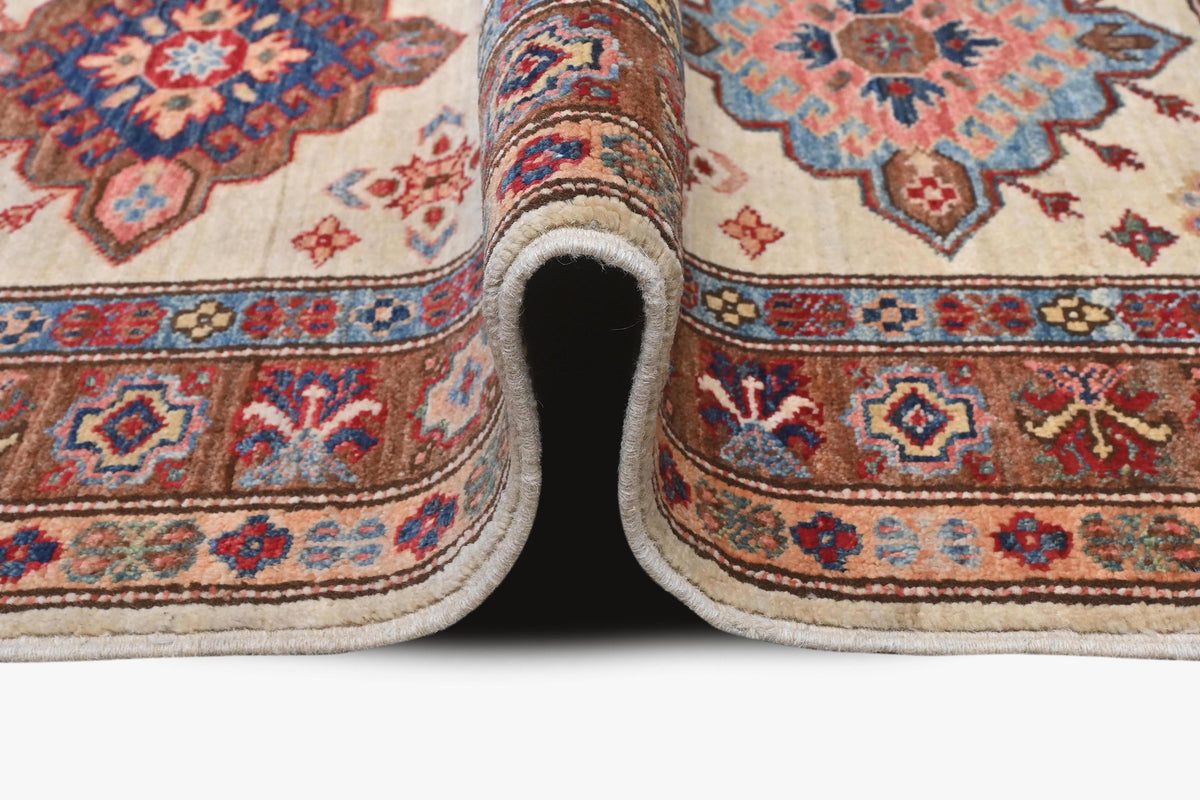 Supreme Kazak Ivory Rug 1.16m x 0.78m