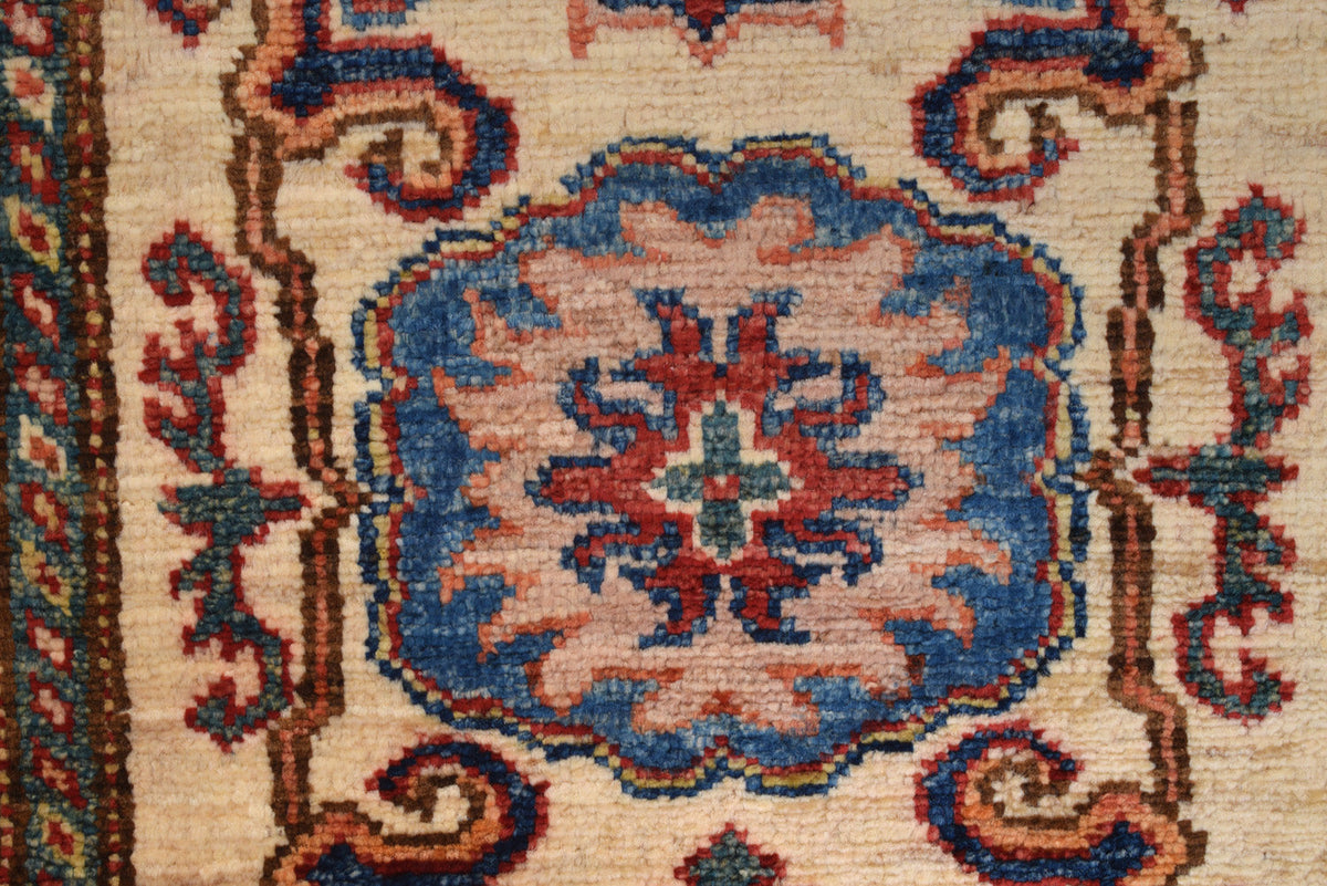 Supreme Kazak Ivory Rug 1.70m x 0.57m