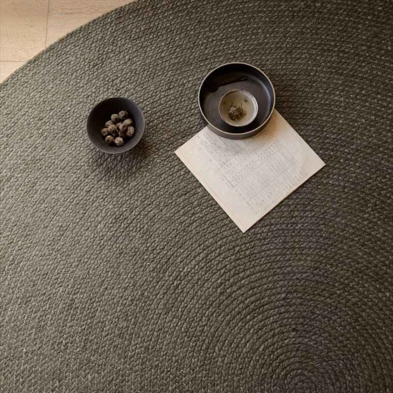 Armadillo Braid rug circle