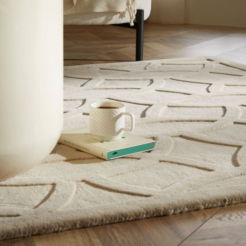 Priory Rectangle Beige Circles