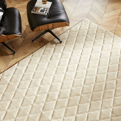 Priory Rectangle Beige Diamonds