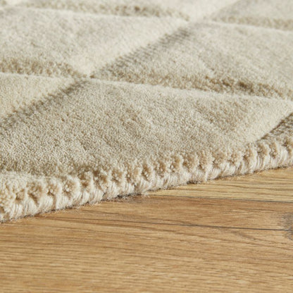 Priory Rectangle Beige Diamonds