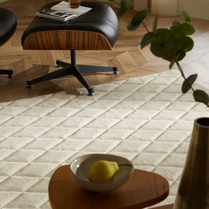 Priory Rectangle Beige Diamonds