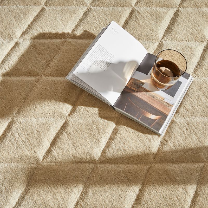 Priory Rectangle Beige Diamonds